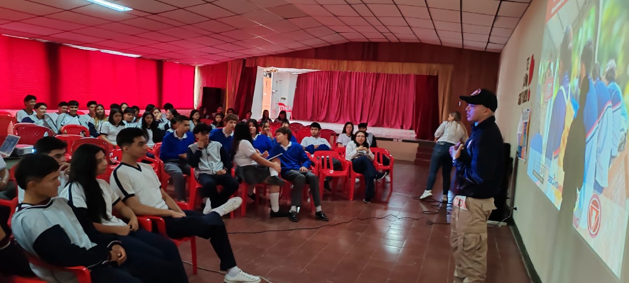 Soldados del Batallón de Ingenieros de Desminado Humanitario N°6 #ProtegemosLaVida.