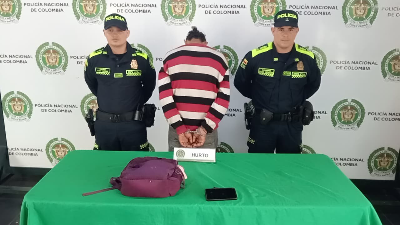 LA POLICÍA EN DESARROLLO DEL PLAN "180 DÍAS CONTRA EL DELITO" CAPTURÓ A UN HOMBRE POR EL DELITO DE HURTO