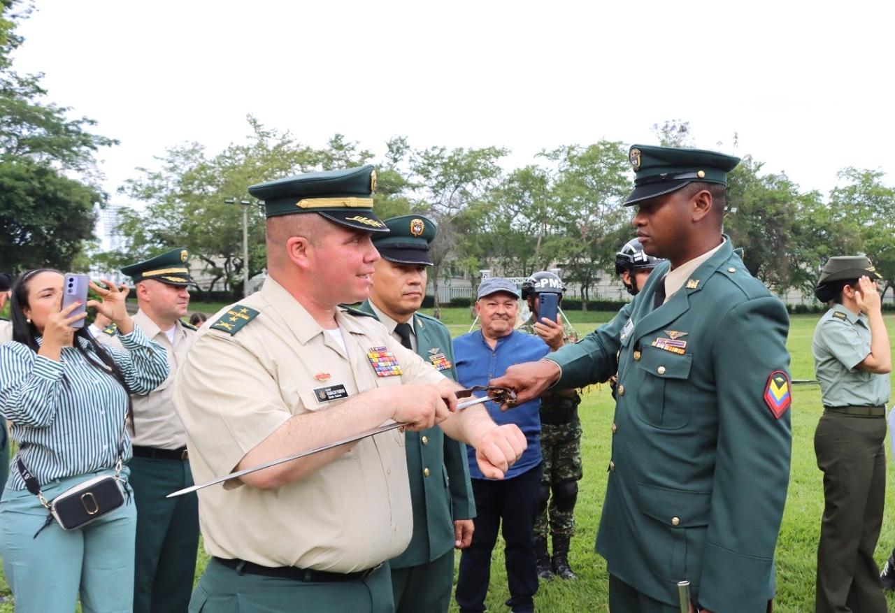 Más de 60 suboficiales del Ejército Nacional ascendieron en ceremonia militar en Bucaramanga