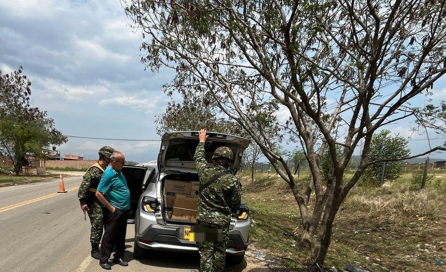 Los soldados del Ejército Nacional, están desplegados en Norte de Santander, brindando seguridad durante el puente festivo