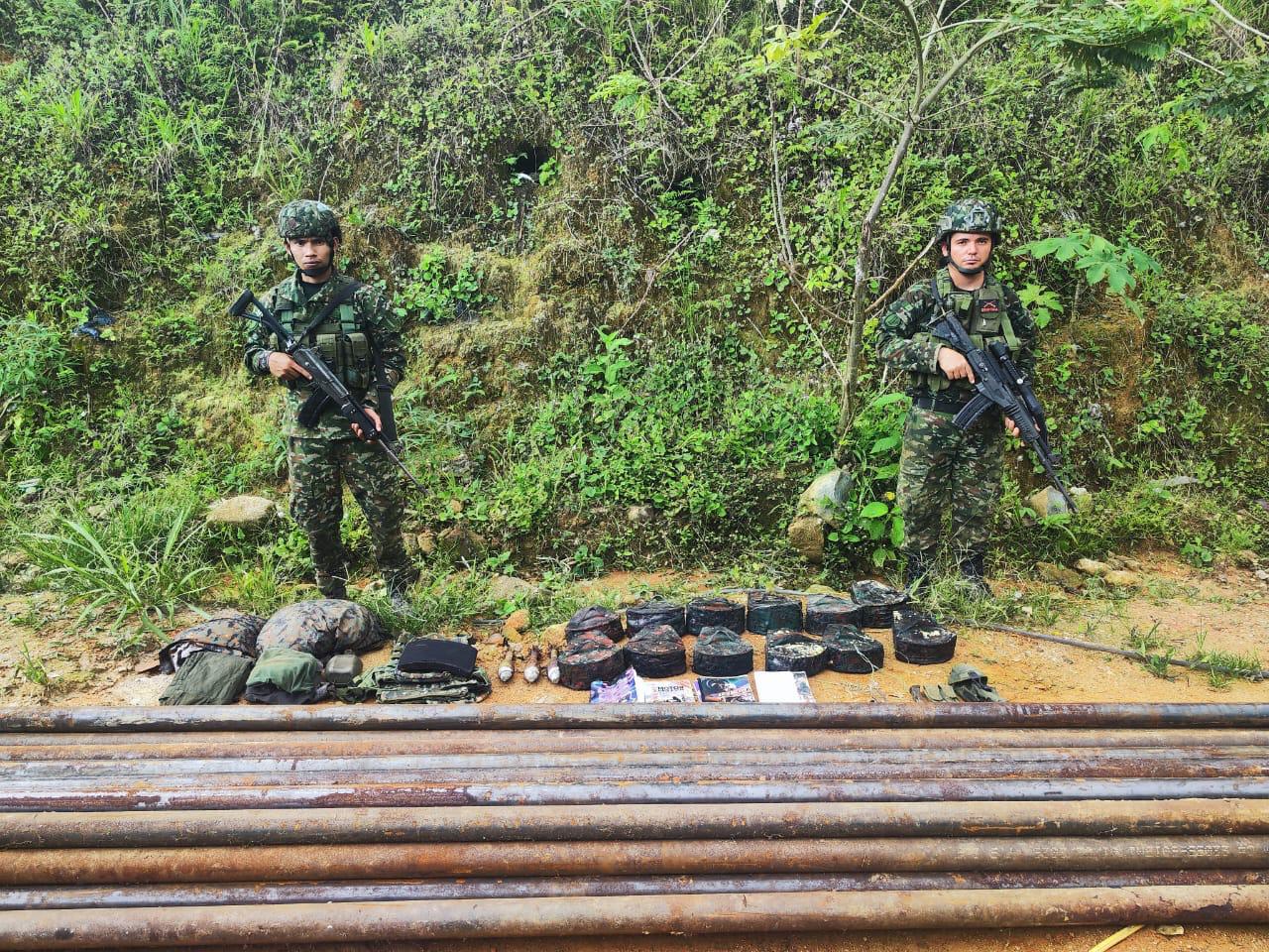 Tropas del Ejercito Nacional desmantelaron dos depósitos ilegales con explosivos y material de guerra en Norte de Santander