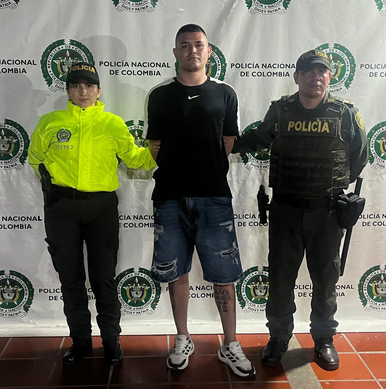 POLICÍA NACIONAL EN GIRÓN CAPTURÓ MEDIANTE ORDEN JUDICIAL A UN HOMBRE CONOCIDO COMO “ROVIRA”