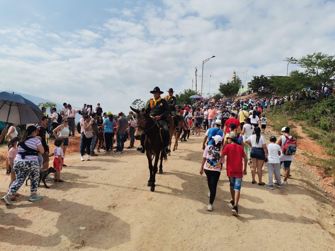 La Policía Nacional en el Departamento de Santander presenta balance positivo  Durante la Semana Santa Unidos por la Seguridad.