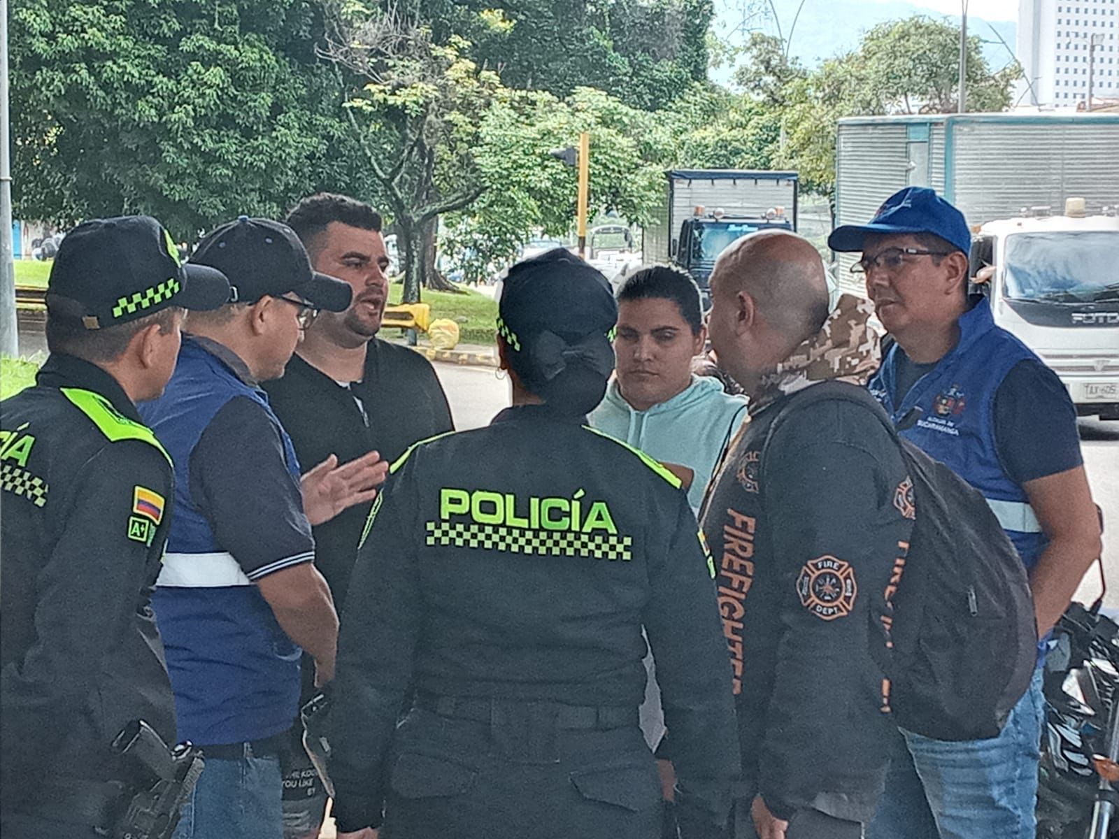 Alcaldía de Bucaramanga NO es quien determina  la medida de parrillero hombre en la ciudad.
