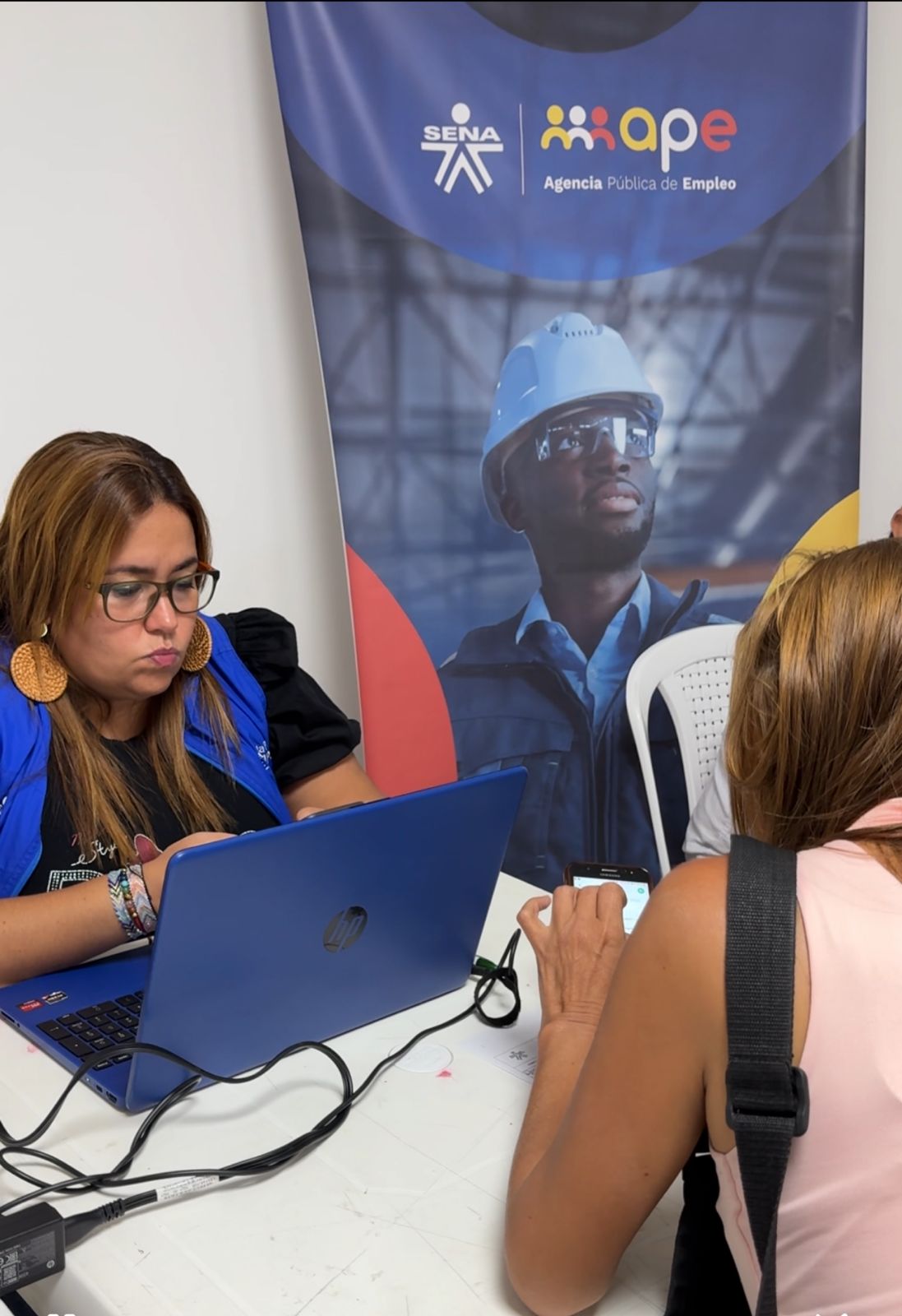 Nuevas oportunidades laborales, espacios que genera  la Alcaldía de Bucaramanga en los puntos digitales
