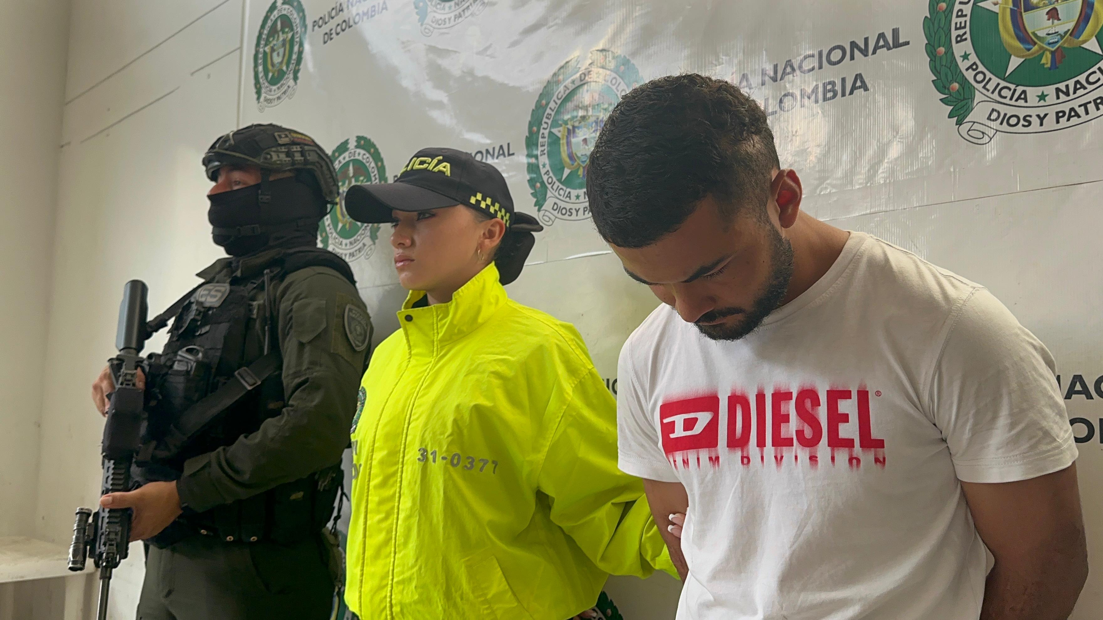 CAPTURADO ALIAS “EL VENECO”, PELIGROSO DELINCUENTE, VINCULADO A MÚLTIPLES ATRACOS EN BUCARAMANGA