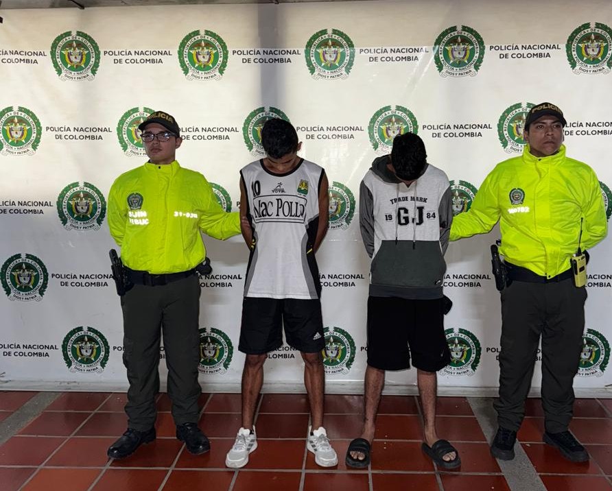 POLICÍA NACIONAL EN BUCARAMANGA CAPTURA MEDIANTE ORDEN JUDICIAL A DOS HERMANOS CONOCIDOS COMO “CARLOS” Y “CAMILO”
