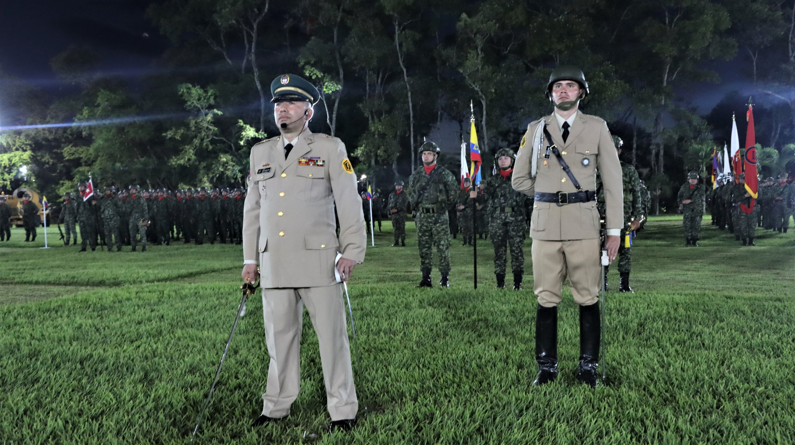 Las tropas de la Quinta Brigada del Ejército Nacional recibieron a su nuevo comandante.