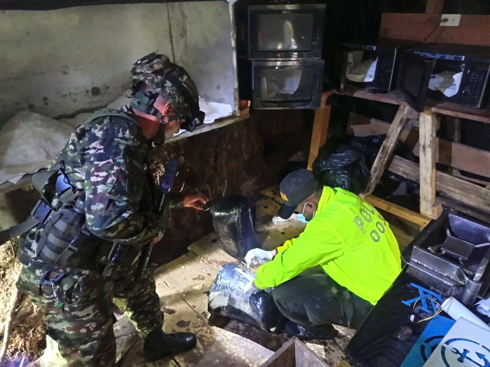 Operación militar en el sur del Cesar afecta finanzas del GAO Conquistadores de la Sierra con destrucción de laboratorio de cocaína