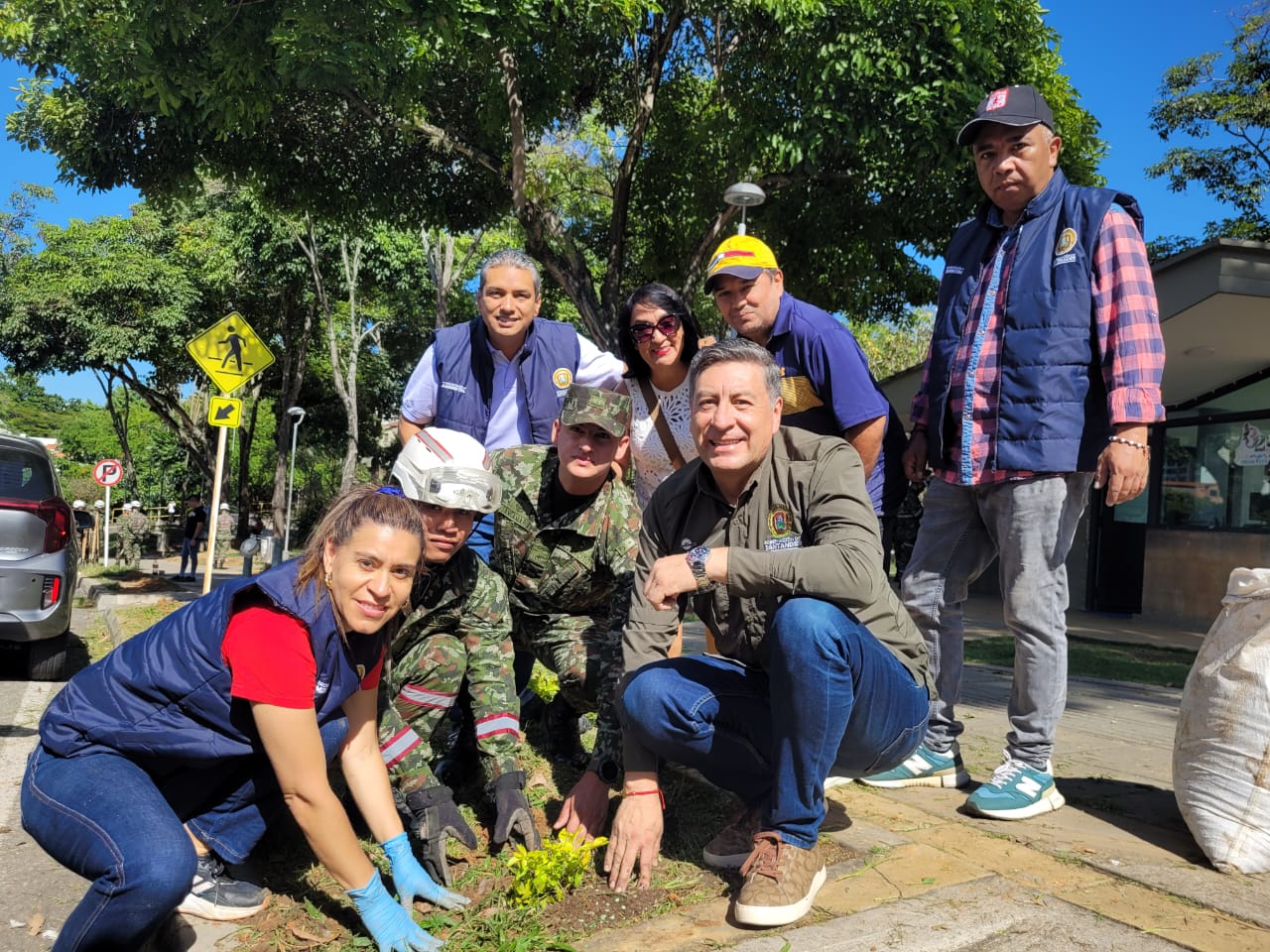 Con la siembra de 1.795 plántulas la Gobernación avanza: “Transformando el Paisaje Urbano con Soluciones Ambientales”