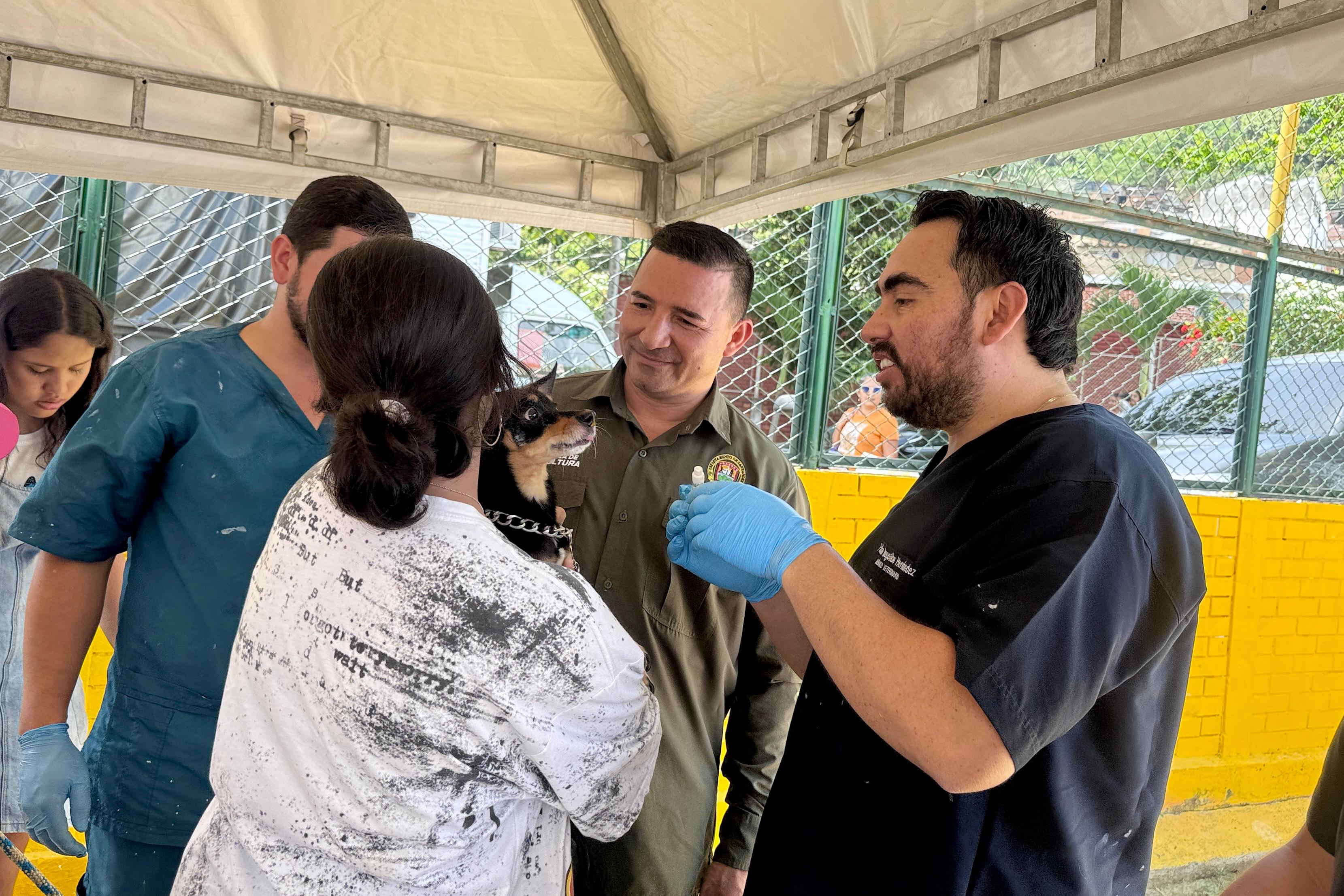 Más de 400 atenciones de bienestar animal en el norte de Bucaramanga