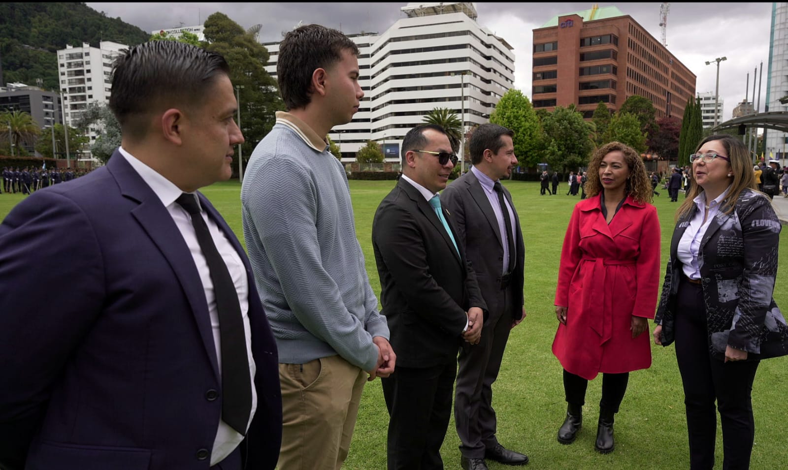 En la conmemoración del Día del Veterano, el Ministerio de Defensa Nacional y el ICETEX destacaron el trabajo interinstitucional para garantizar nuevas oportunidades a estos colombianos/as