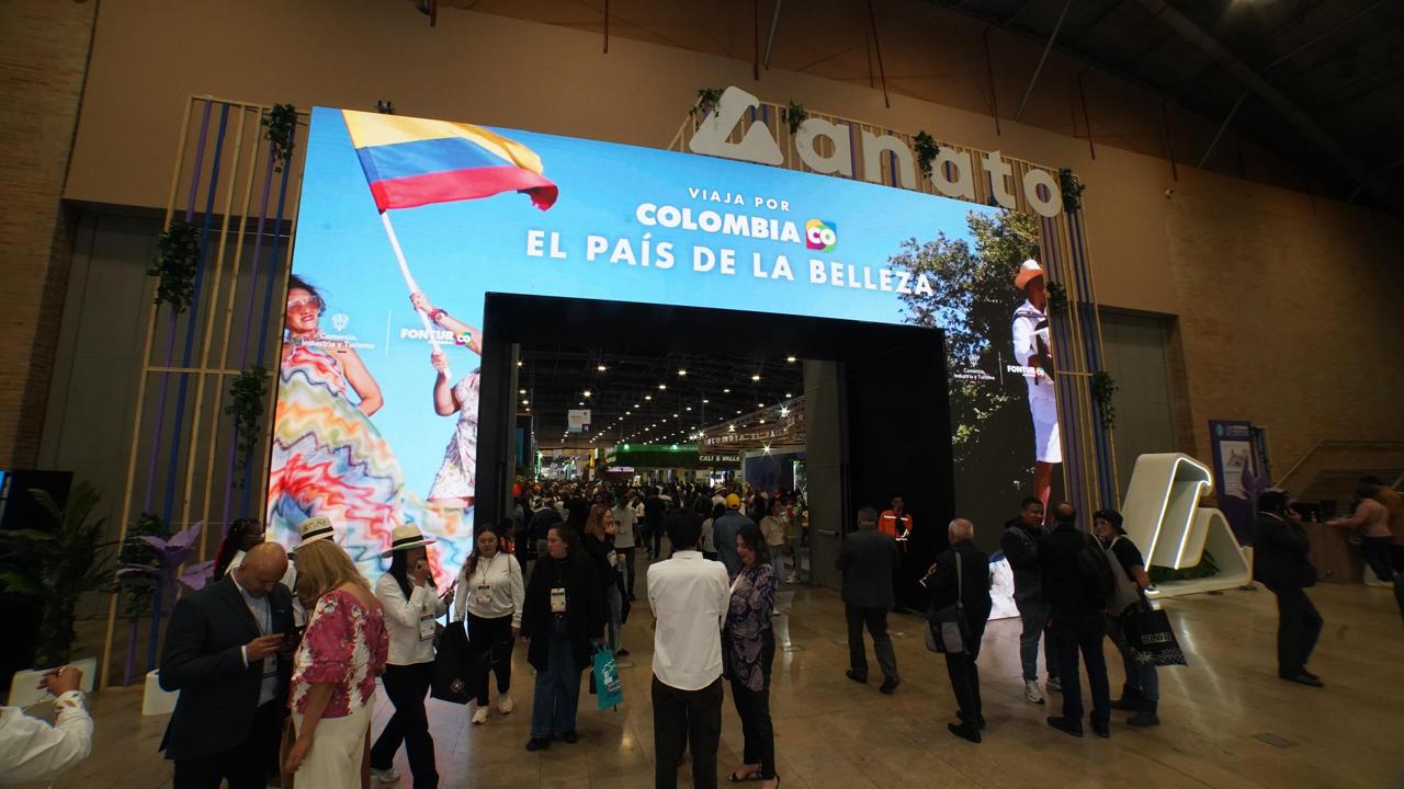 MinCIT presenta en la Vitrina de ANATO 2026 una experiencia que invita a descubrir la diversidad de Colombia
