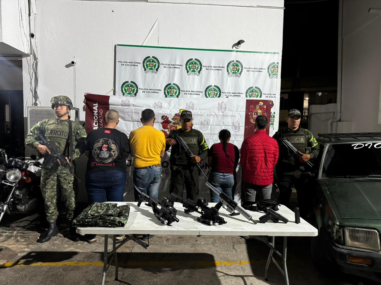 Ejército Nacional capturó a cuatro presuntos integrantes del grupo armado ELN e incautó armamento en Norte de Santander