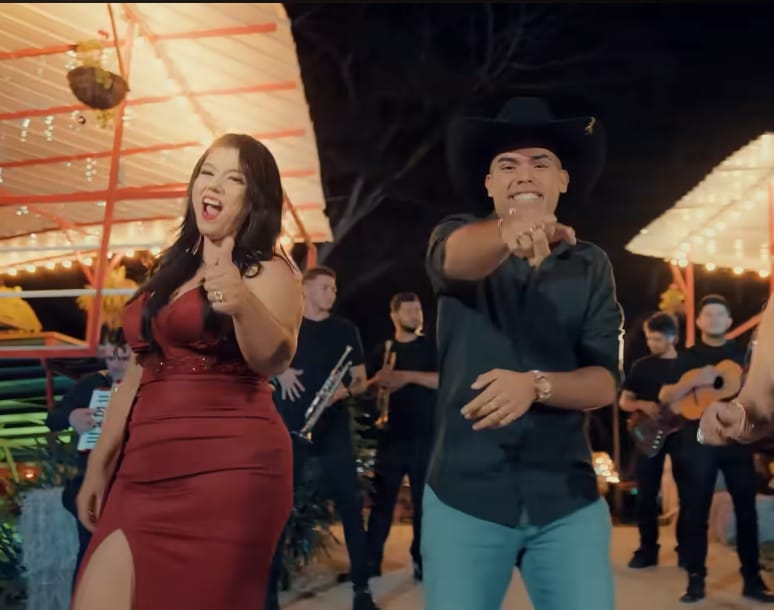 Las hermanitas Calle y Kevin Montoya presentan Gaviota traidora 