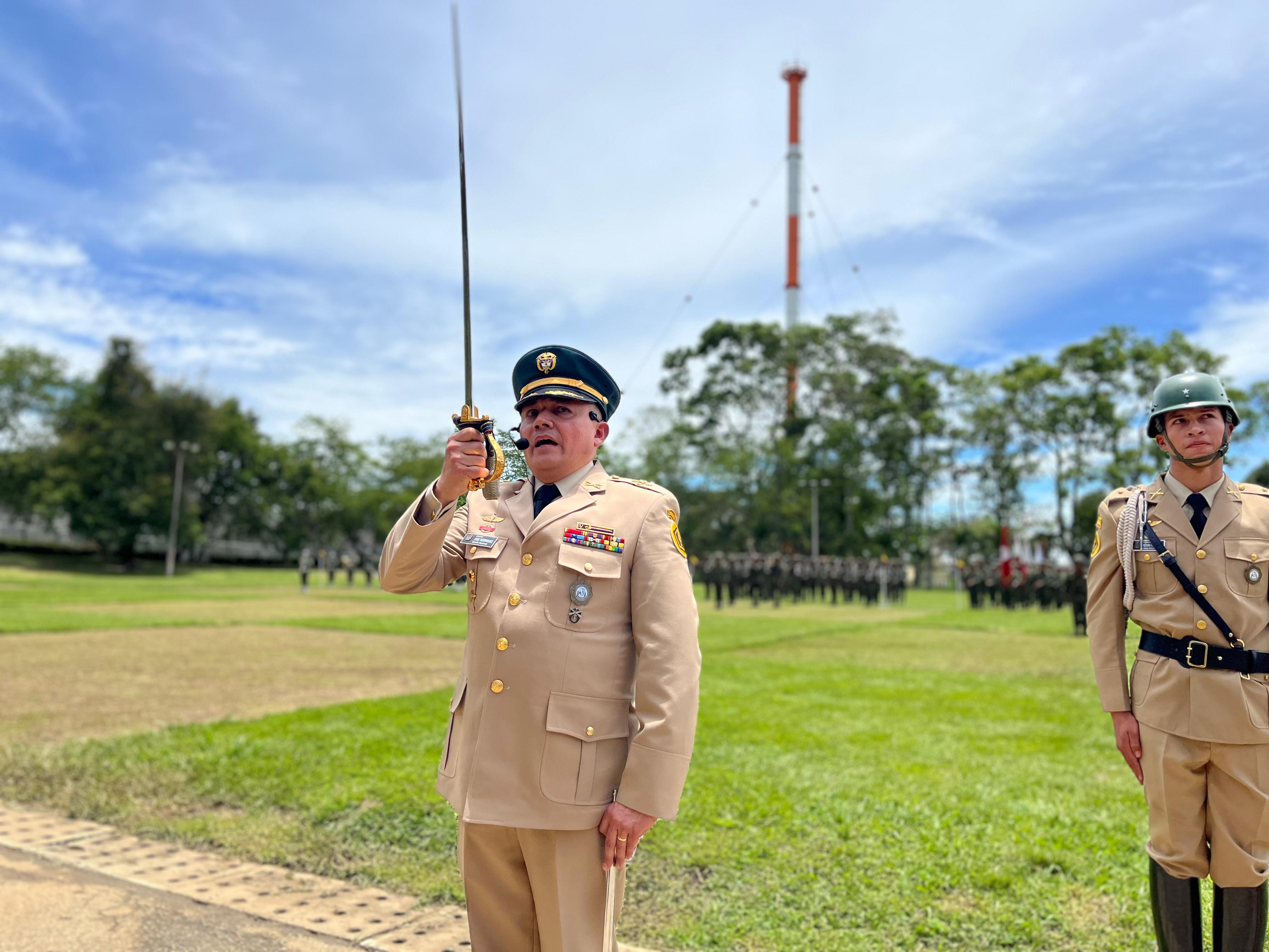 *Un oficial de caballería es el nuevo comandante de la Quinta Brigada del Ejército Nacional*