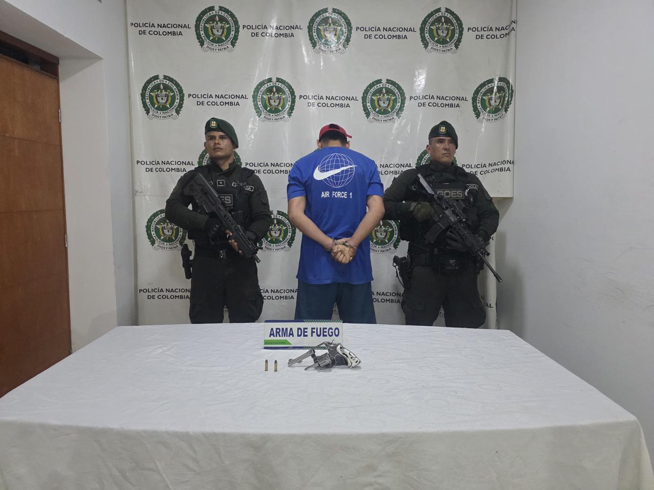 GOES GOLPEA ESTRUCTURA CRIMINAL EN TRANSICIONES Y CAPTURA A ALIAS “EL GALLO” CON REVÓLVER Y MUNICIÓN