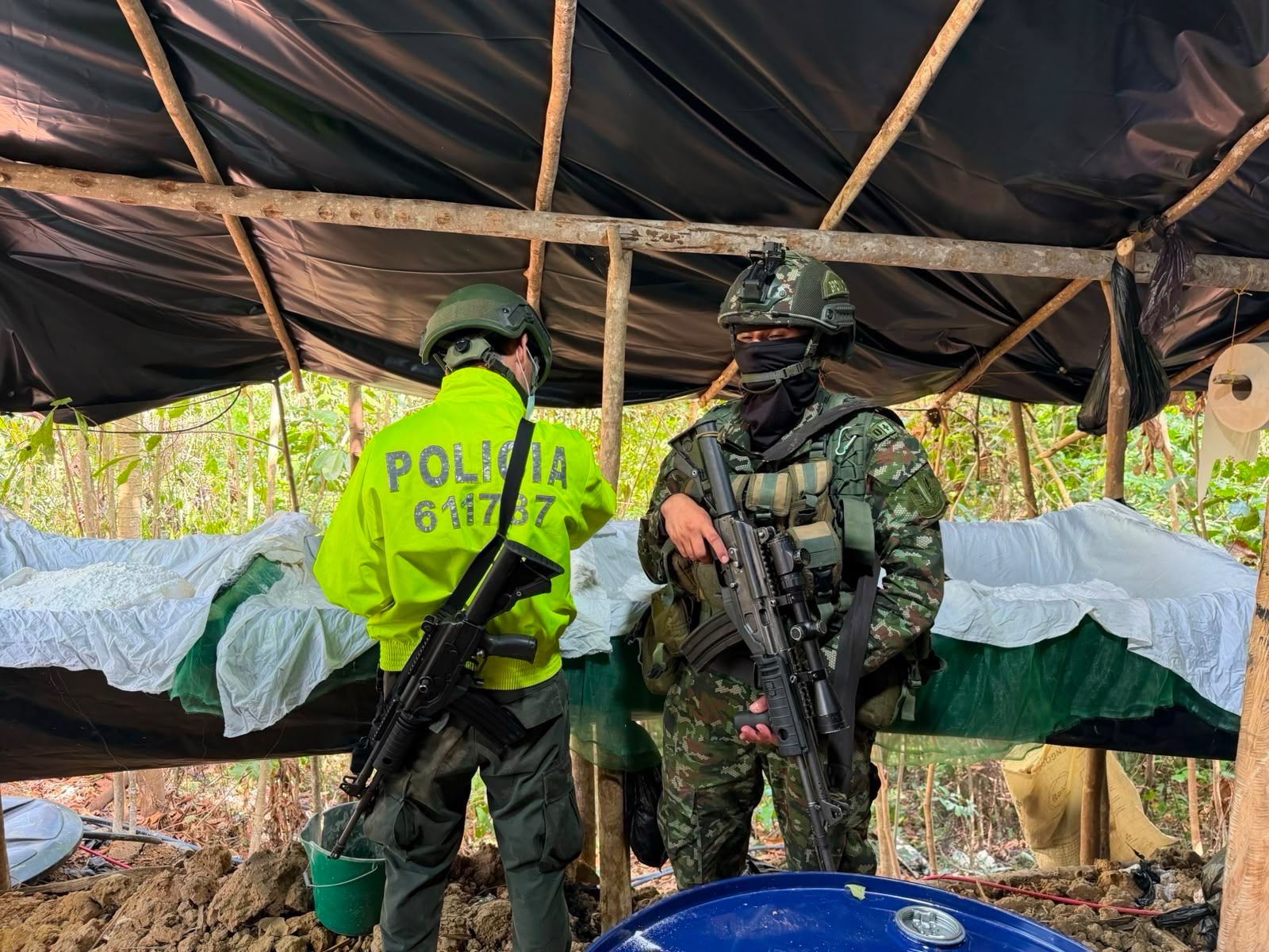 El Ejército Nacional afectó en 12.000 millones de pesos las economías ilícitas del ELN y GAO-r