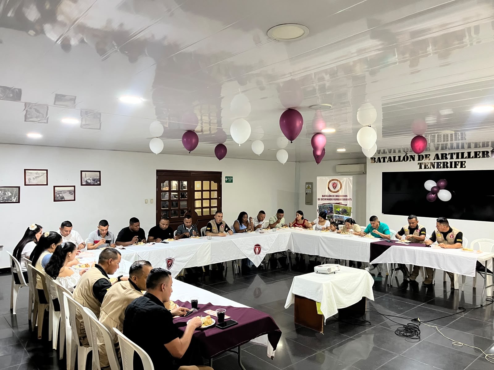El Batallón de Ingenieros de Desminado Humanitario N.° 5 realizó una cena de despedida en honor al personal de soldados PPR 2027