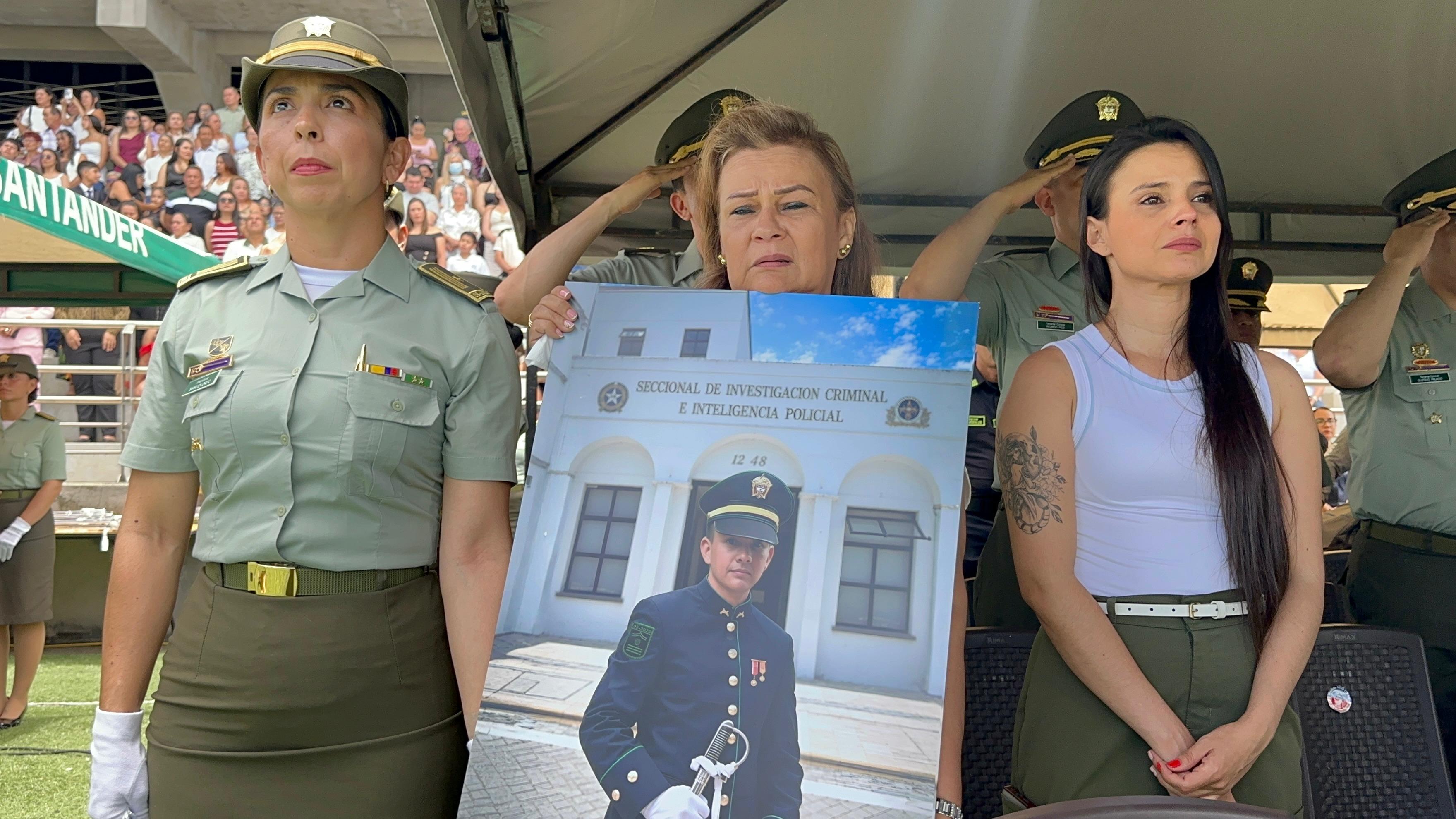 HONOR Y GRATITUD A LA MEMORIA DEL SUBCOMISARIO FREDY FRANCISCO LEAL BRICEÑO