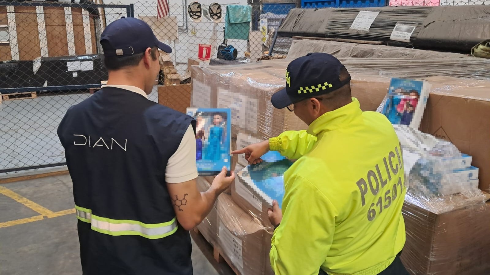 PROTEGEMOS LA SEGURIDAD DE NUESTROS NIÑOS Y COMBATIMOS EL COMERCIO ILEGAL