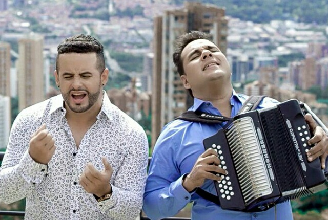  Nelson Velásquez  & Emerson Plata entregan lista de canciones