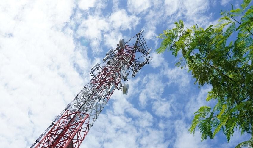  Avanza restablecimiento de telecomunicaciones en  Cartagena del Chairá